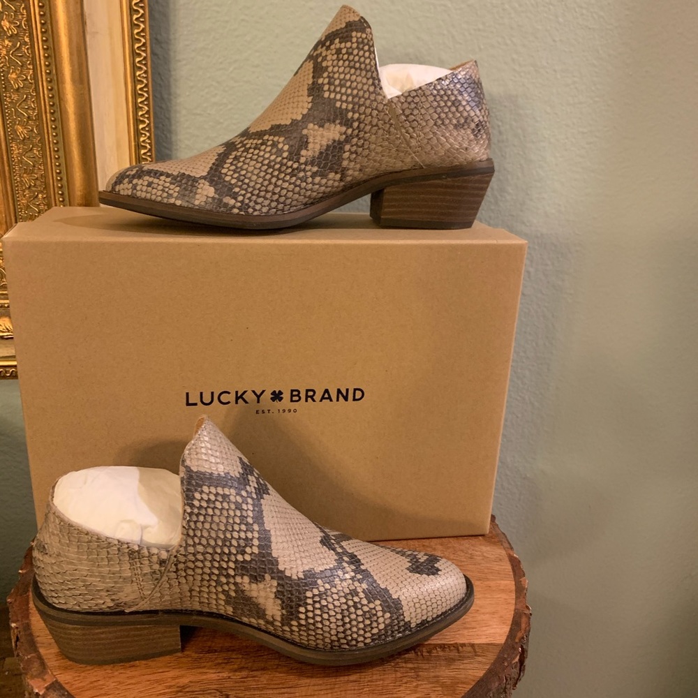 Lucky brand Fausst chinchilla slither bootie 6